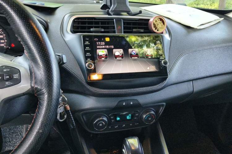 Used Ford Escort 2015 1.5L Automatic Fashion Model Audio And AC Panel