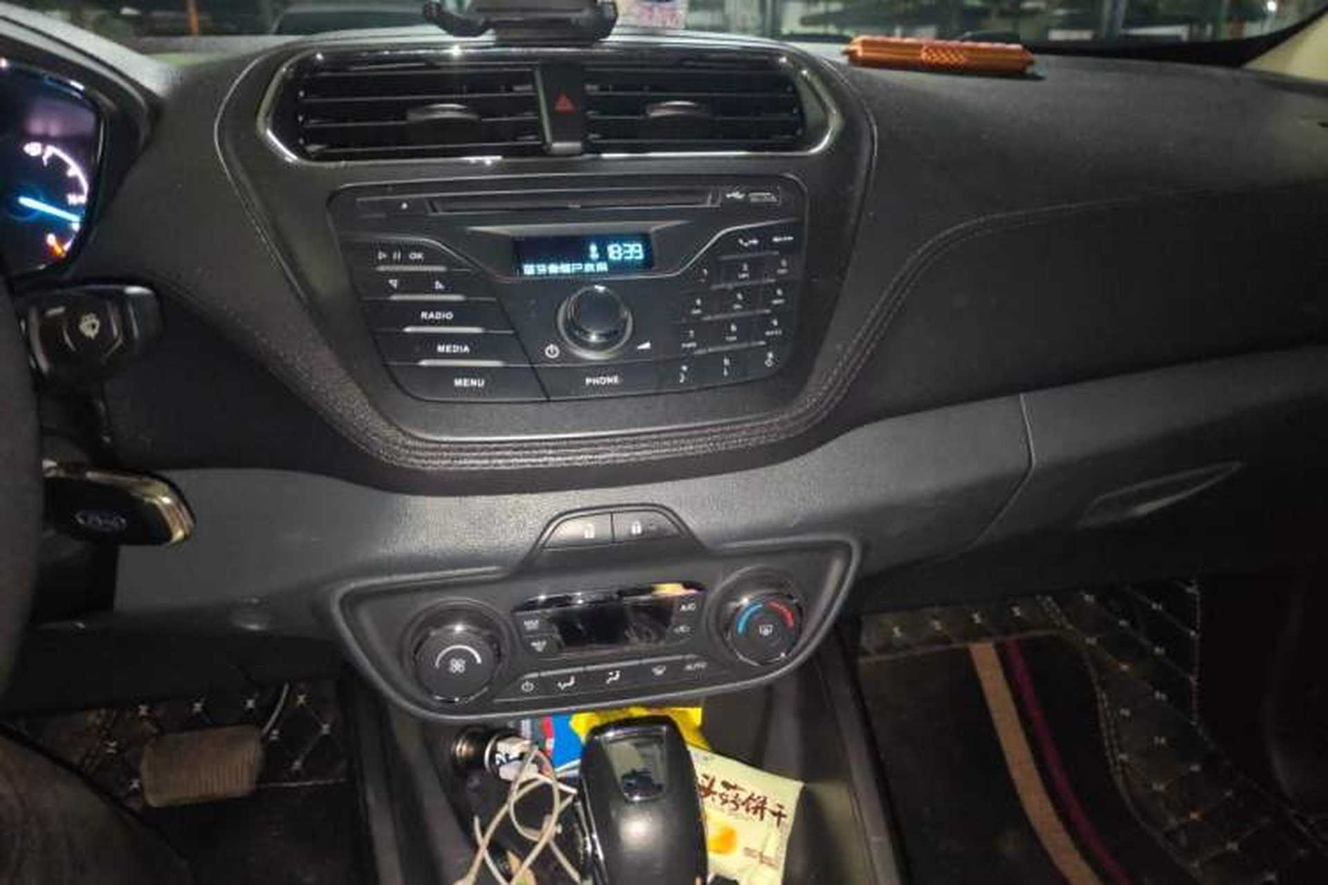 Used Ford Escort 2015 1.5L Automatic Fashion Model Audio And AC Panel