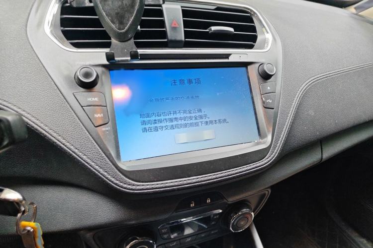 Used Ford Escort 2015 1.5L Automatic Fashion Model Audio And AC Panel