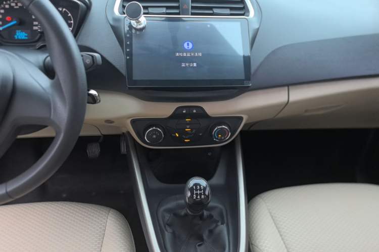 Used Ford Escort 2015 1.5L Manual Comfort Model Audio And AC Panel