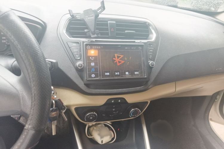 Used Ford Escort 2015 1.5L Manual Comfort Model Audio And AC Panel