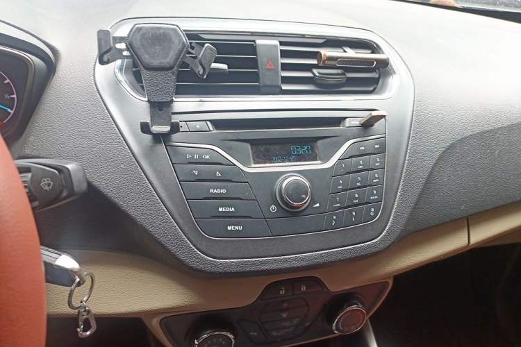 Used Ford Escort 2015 1.5L Manual Comfort Model Audio And AC Panel
