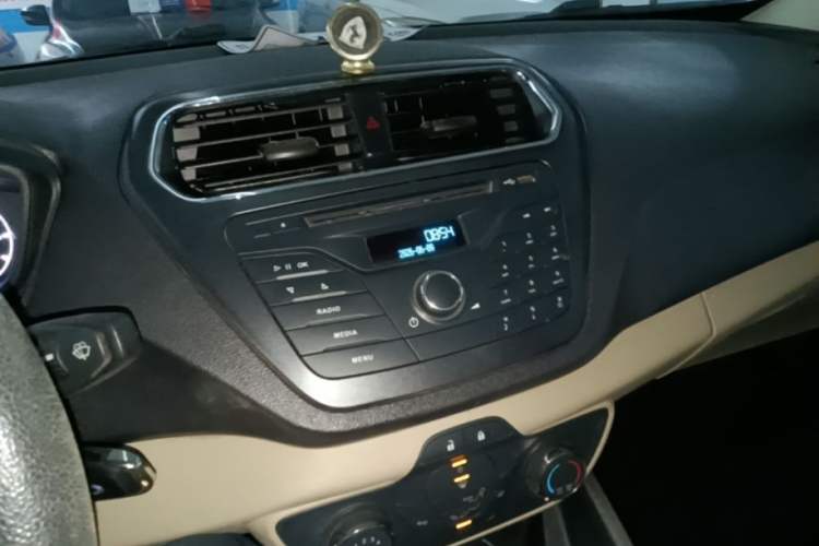 Used Ford Escort 2015 1.5L Manual Comfort Model Audio And AC Panel
