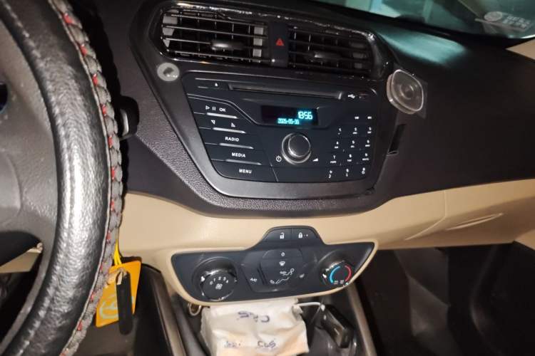 Used Ford Escort 2015 1.5L Manual Comfort Model Audio And AC Panel