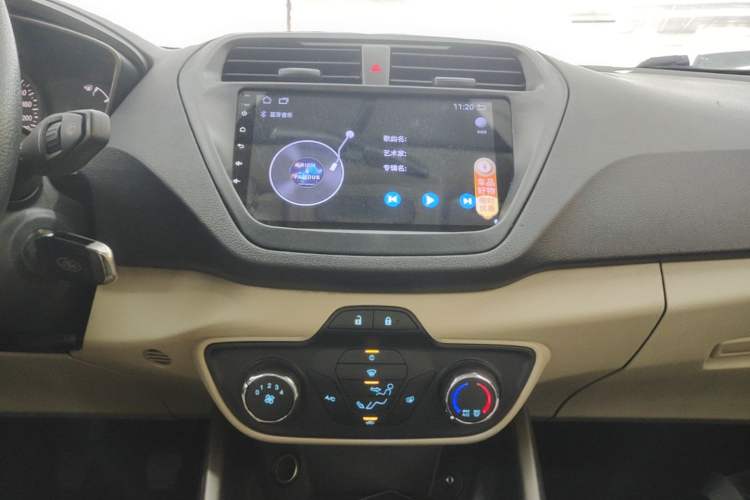 Used Ford Escort 2015 1.5L Manual Comfort Model Audio And AC Panel