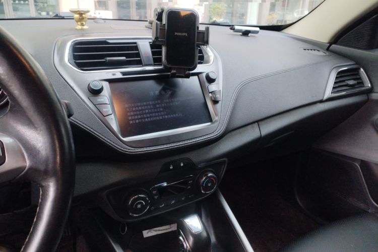 Used Ford Escort 2015 1.5L Automatic Fashion Model Audio And AC Panel