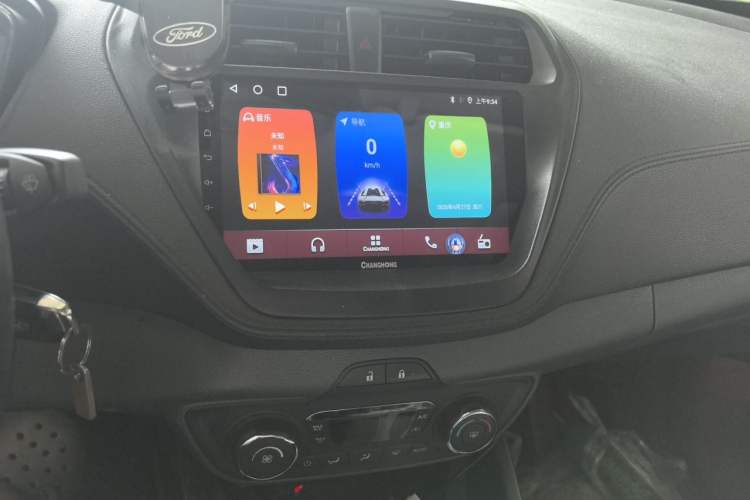 Used Ford Escort 2015 1.5L Automatic Fashion Model Audio And AC Panel
