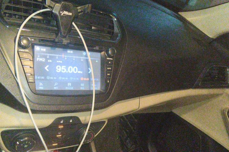 Used Ford Escort 2015 1.5L Manual Comfort Model Audio And AC Panel