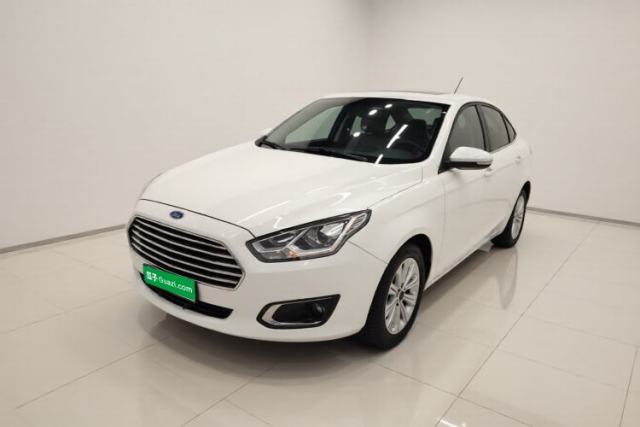 Ojetý Ford Escort 2015 1.5L Automatic Fashion Model