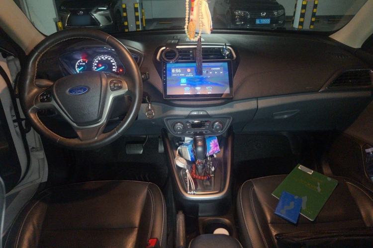 Used Ford Escort 2015 1.5L Automatic Fashion Model Center Console
