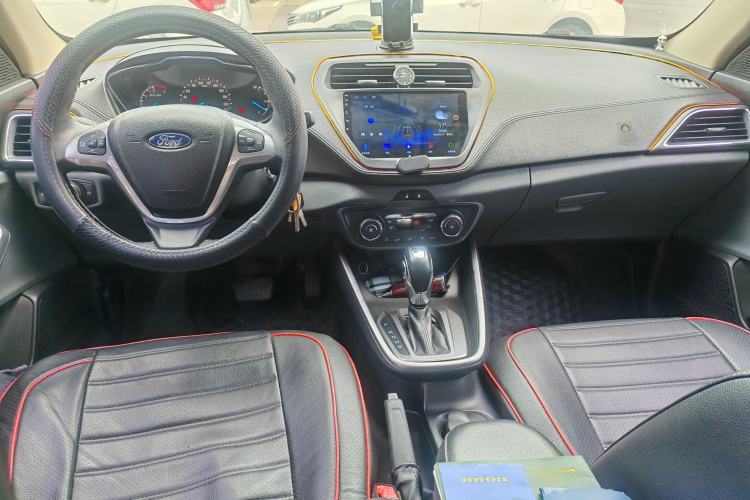 Used Ford Escort 2015 1.5L Automatic Fashion Model Center Console