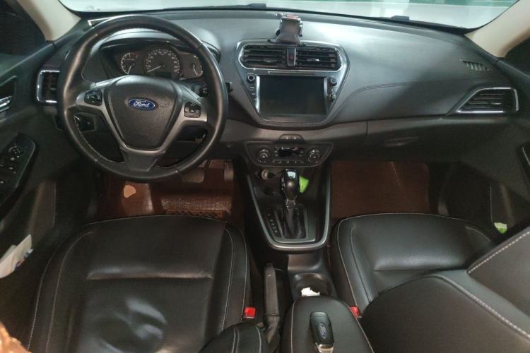 Used Ford Escort 2015 1.5L Automatic Fashion Model Center Console