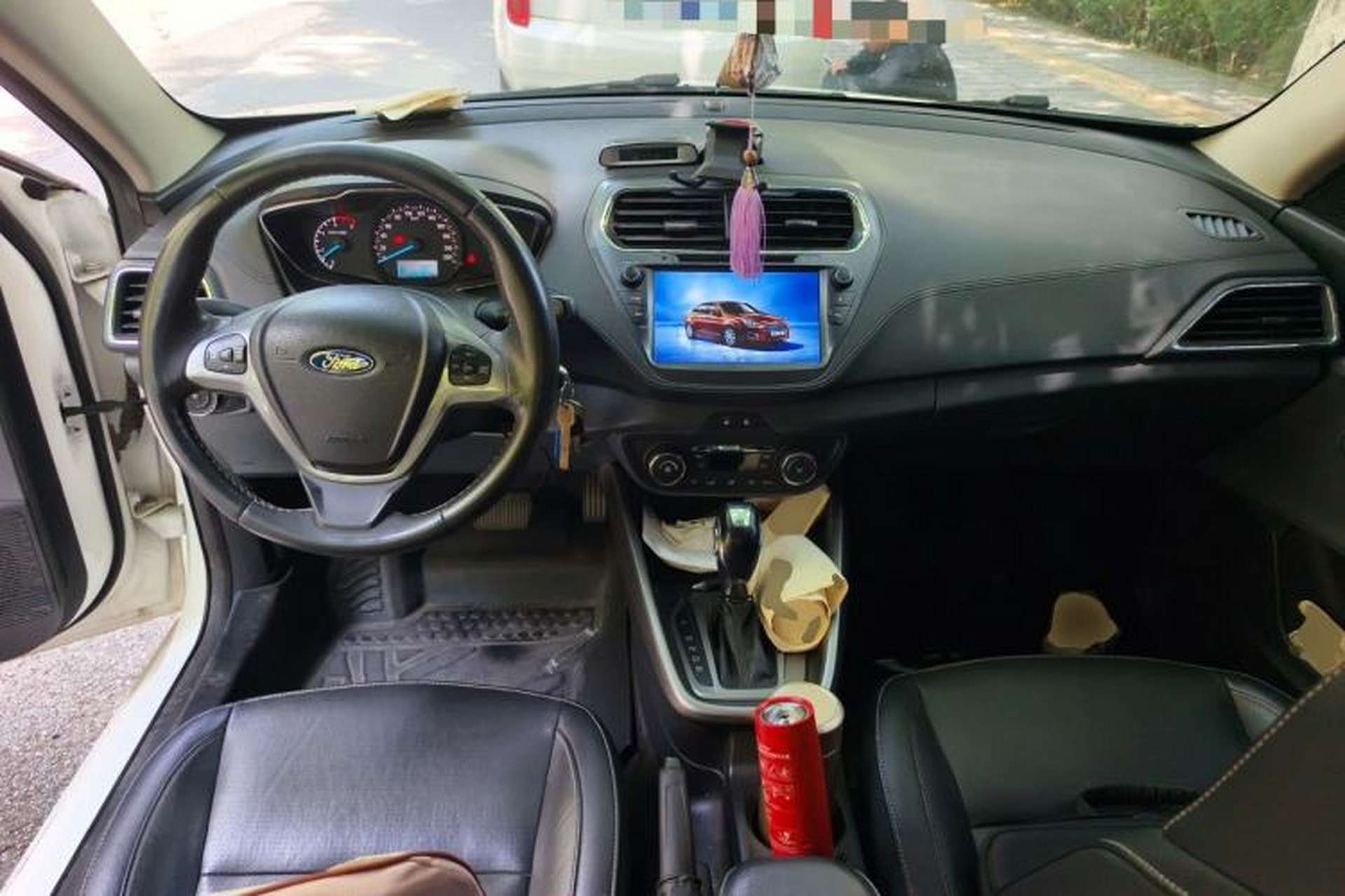 Used Ford Escort 2015 1.5L Automatic Fashion Model Center Console