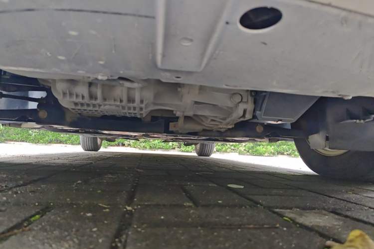 Used Ford Escort 2015 1.5L Manual Comfort Model Chassis Front