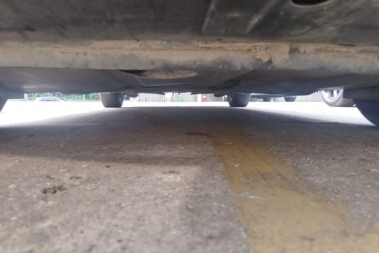 Used Ford Escort 2015 1.5L Manual Comfort Model Chassis Front