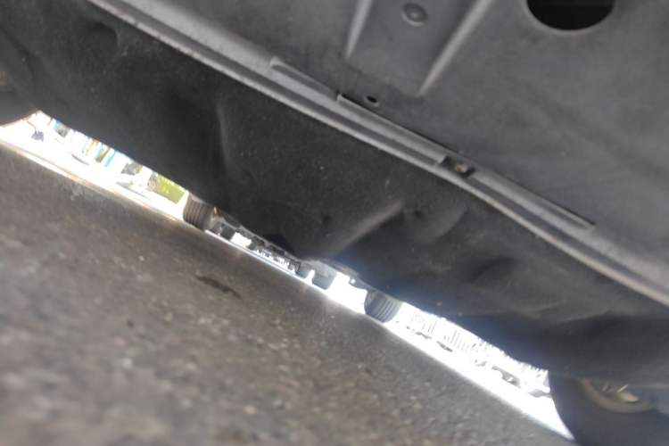 Used Ford Escort 2015 1.5L Manual Comfort Model Chassis Front