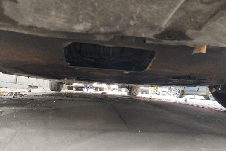 Used Ford Escort 2015 1.5L Manual Comfort Model Chassis Front