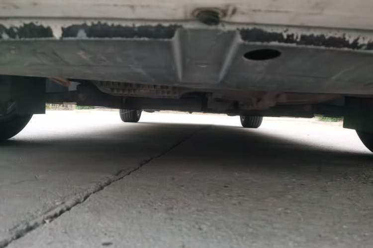 Used Ford Escort 2015 1.5L Automatic Comfort Edition Chassis Front