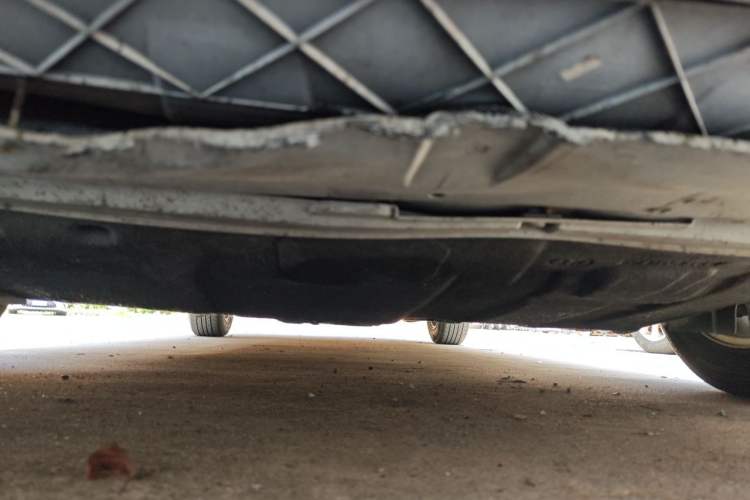 Used Ford Escort 2015 1.5L Manual Comfort Model Chassis Front