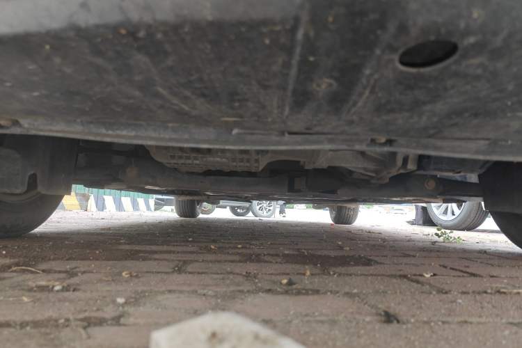 Used Ford Escort 2015 1.5L Manual Comfort Model Chassis Front