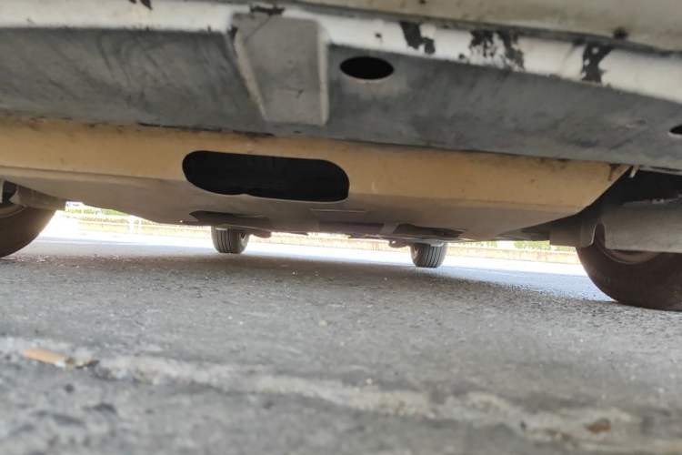 Used Ford Escort 2015 1.5L Manual Comfort Model Chassis Front