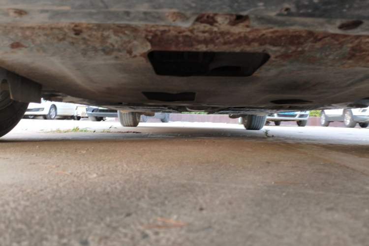 Used Ford Escort 2015 1.5L Manual Comfort Model Chassis Front