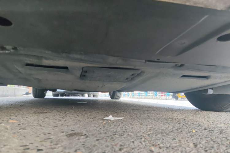 Used Ford Escort 2015 1.5L Manual Comfort Model Chassis Front