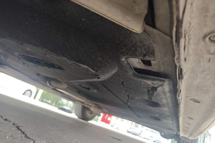 Used Ford Escort 2015 1.5L Manual Comfort Model Chassis Front Left