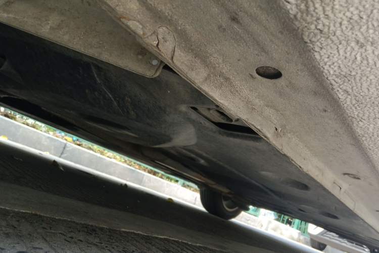 Used Ford Escort 2015 1.5L Manual Fashion Edition Chassis Front Left