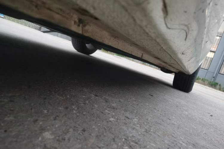 Used Ford Escort 2015 1.5L Automatic Comfort Edition Chassis Front Left
