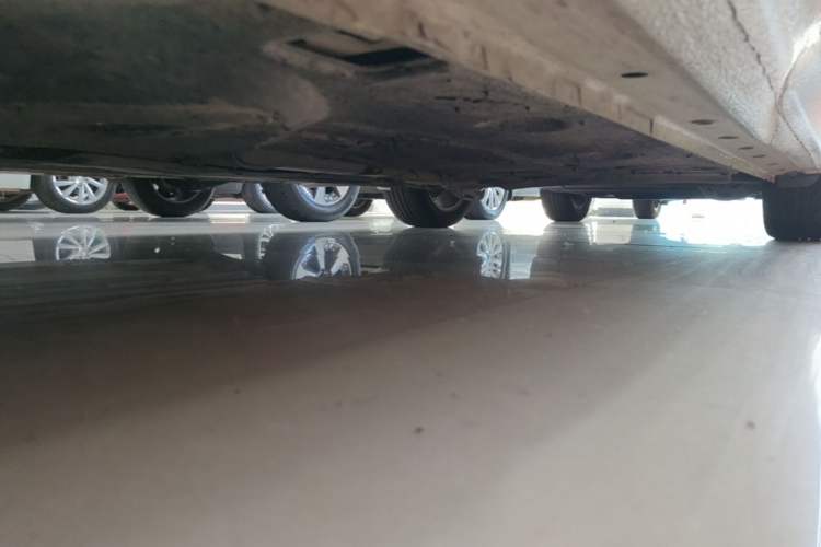 Used Ford Escort 2015 1.5L Automatic Fashion Model Chassis Front Left