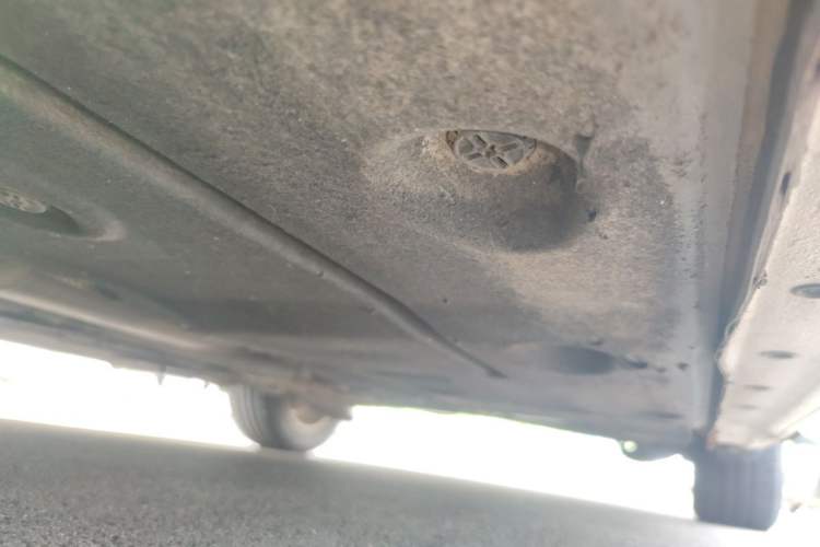 Used Ford Escort 2015 1.5L Manual Fashion Edition Chassis Front Left