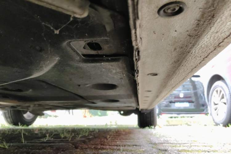 Used Ford Escort 2015 1.5L Manual Comfort Model Chassis Front Left