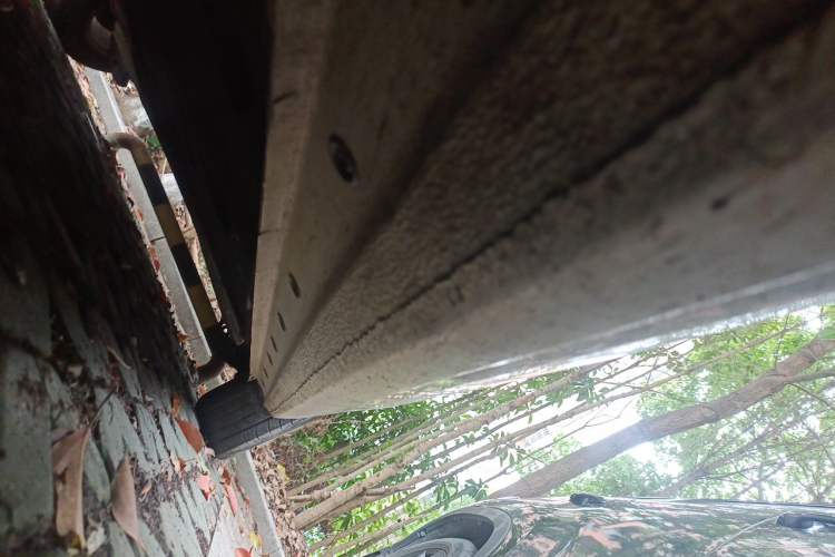 Used Ford Escort 2015 1.5L Manual Comfort Model Chassis Front Left