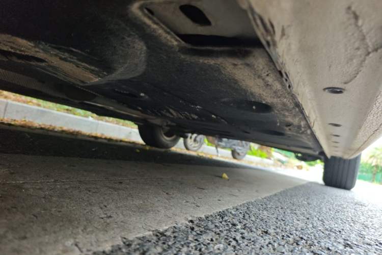 Used Ford Escort 2015 1.5L Automatic Comfort Edition Chassis Front Left