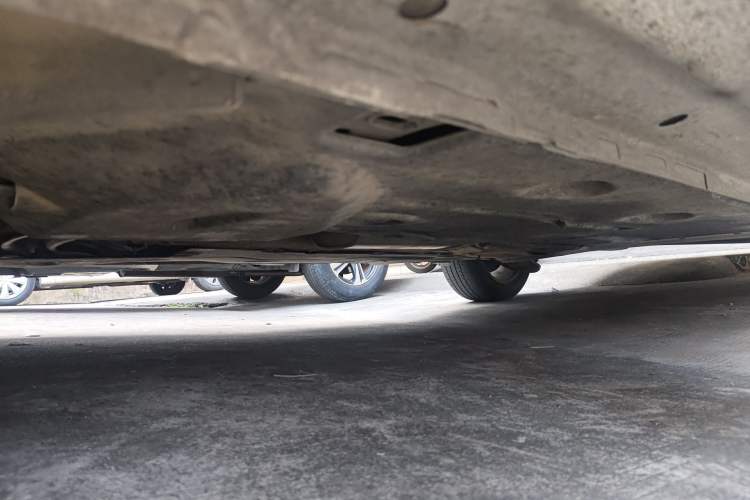 Used Ford Escort 2015 1.5L Automatic Fashion Model Chassis Front Left