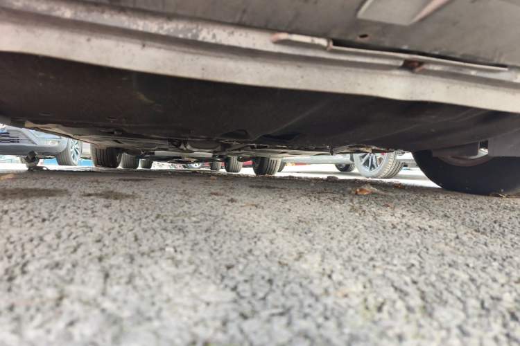 Used Ford Escort 2015 1.5L Manual Comfort Model Chassis Front