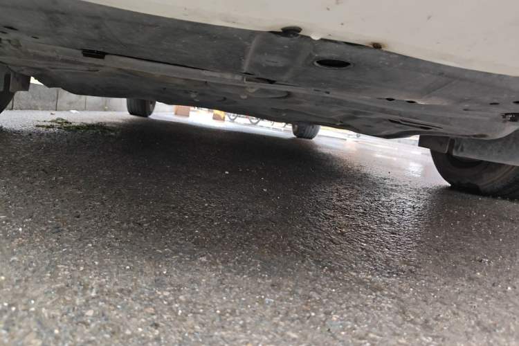 Used Ford Escort 2015 1.5L Automatic Comfort Edition Chassis Front