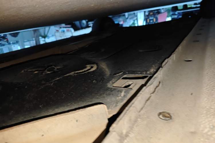 Used Ford Escort 2015 1.5L Manual Comfort Model Chassis Front Right