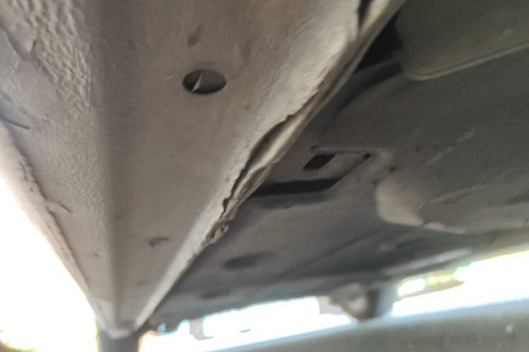 Used Ford Escort 2015 1.5L Manual Comfort Model Chassis Front Right