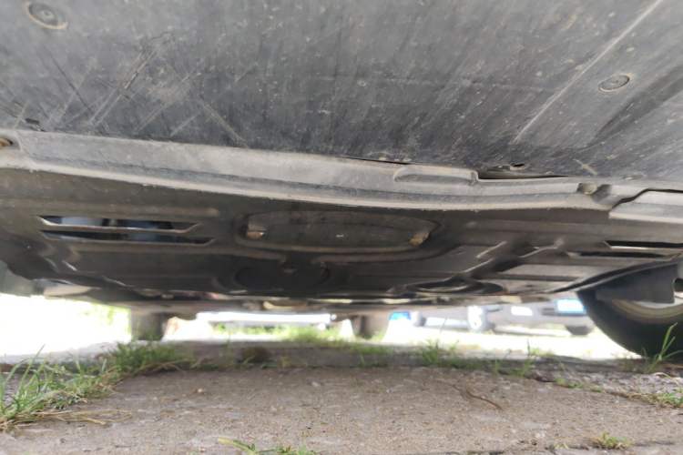 Used Ford Escort 2015 1.5L Manual Comfort Model Chassis Front