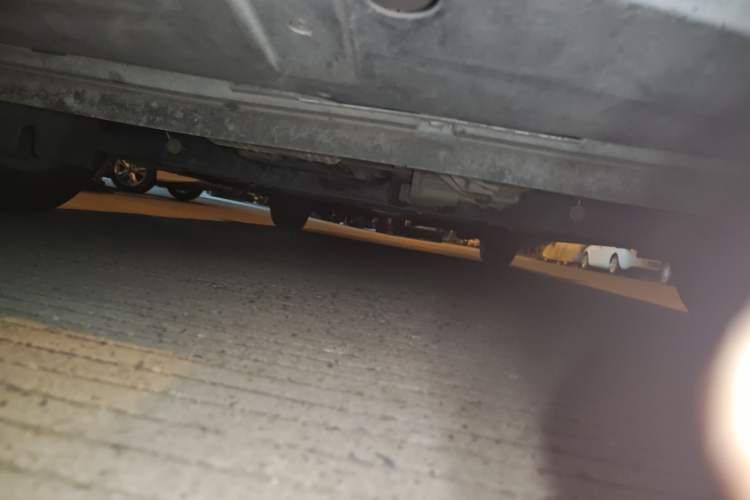 Used Ford Escort 2015 1.5L Manual Comfort Model Chassis Front