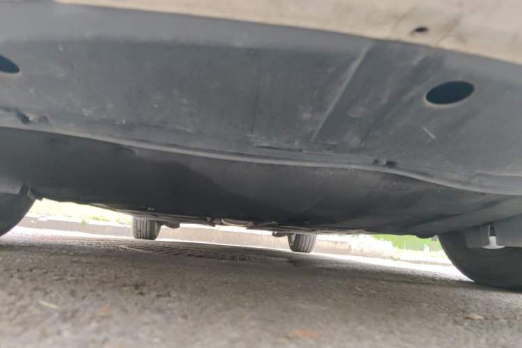 Used Ford Escort 2015 1.5L Automatic Comfort Edition Chassis Front