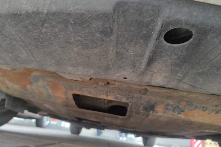 Used Ford Escort 2015 1.5L Manual Comfort Model Chassis Front