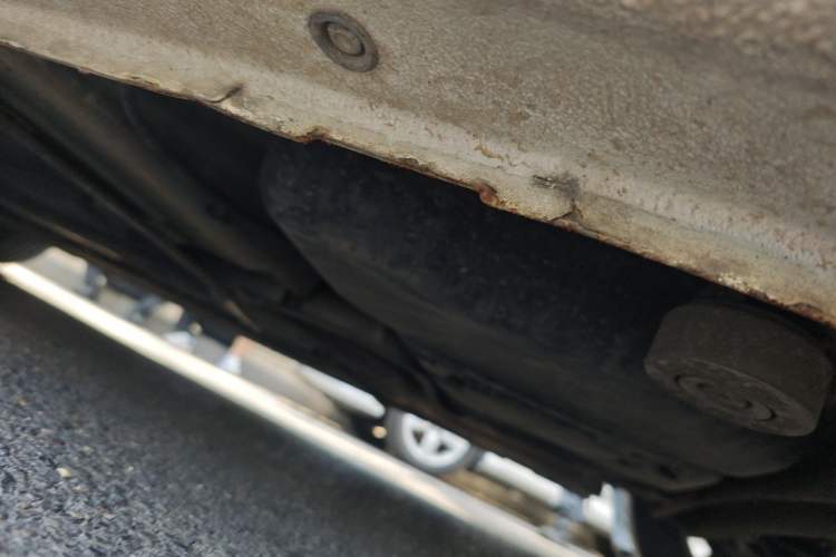 Used Ford Escort 2015 1.5L Automatic Fashion Model Chassis Rear Left