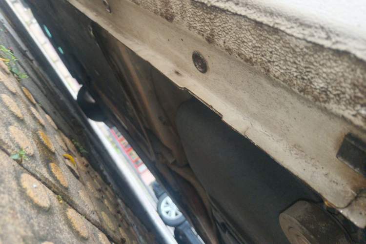 Used Ford Escort 2015 1.5L Automatic Fashion Model Chassis Rear Left