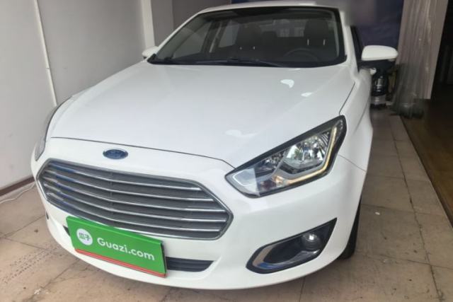 Used Ford Escort 2015 1.5L Automatic Fashion Model