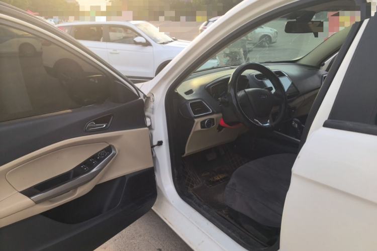 Used Ford Escort 2015 1.5L Automatic Comfort Edition Driver Seat