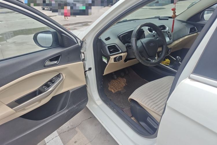 Used Ford Escort 2015 1.5L Manual Comfort Model Driver Seat