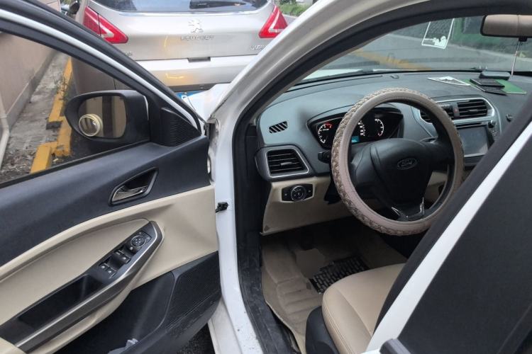 Used Ford Escort 2015 1.5L Manual Comfort Model Driver Seat